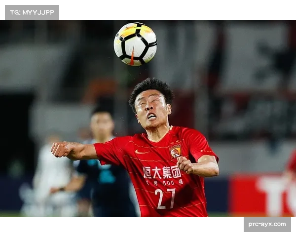 黄蜂1-1-3落位与动态掩护链 战术多样性如何创造进攻空间与控制权